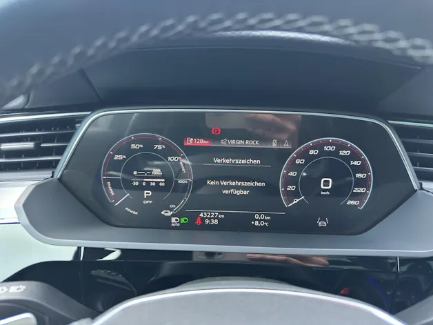 Audi e-tron 55 S Line Black Edition quattro