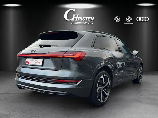 Audi e-tron 55 S Line Black Edition quattro