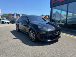 Porsche Macan Turbo 100kWh