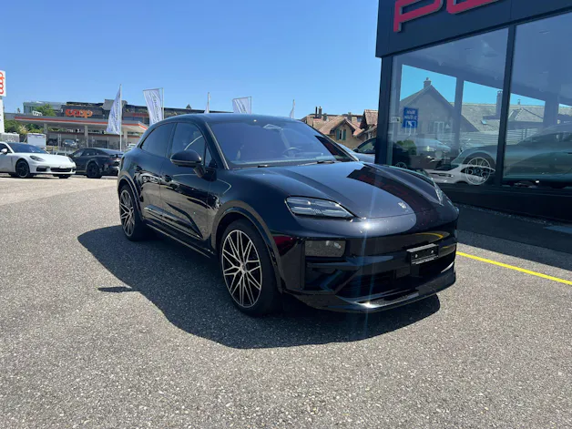 Porsche Macan Turbo 100kWh