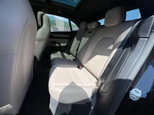 Porsche Macan Turbo 100kWh