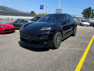 Porsche Macan Turbo 100kWh