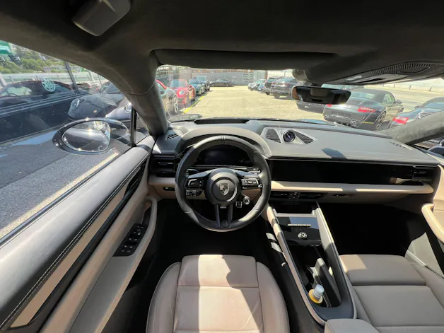 Porsche Macan Turbo 100kWh