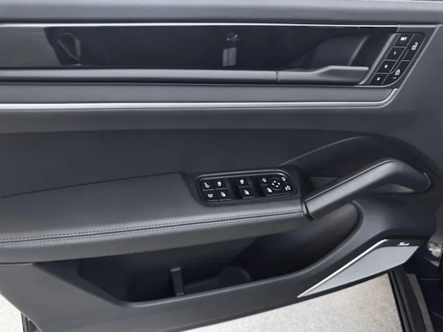 Porsche Cayenne Turbo E-Hybrid