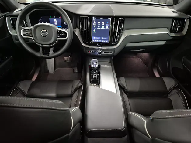 Volvo XC60 2.0 B5 MH Plus Dark AWD