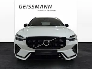 Volvo XC60 2.0 B5 MH Plus Dark AWD