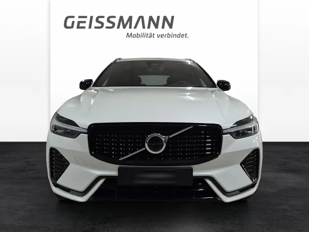 Volvo XC60 2.0 B5 MH Plus Dark AWD