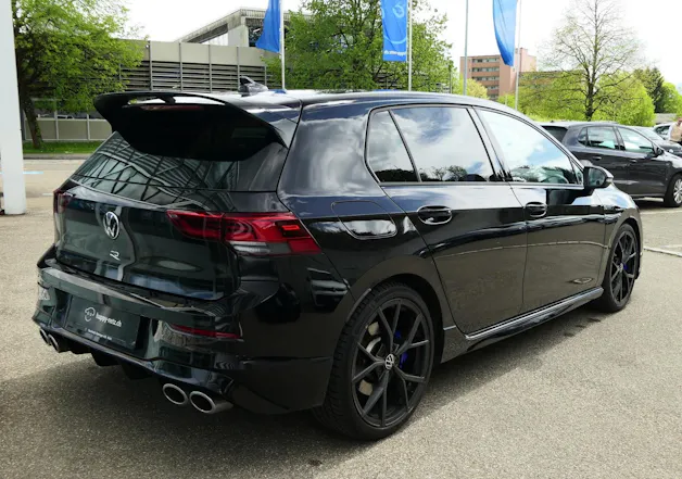 VW Golf 2.0 TSI R DSG 4Motion R Performance
