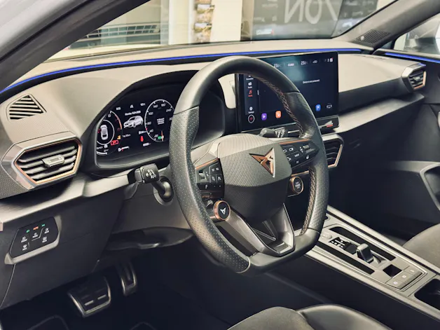 Cupra LEON ST 2.0 TSI DSG