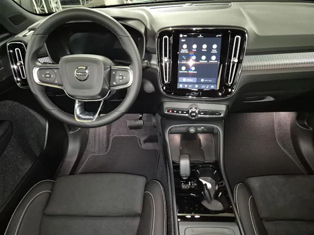 Volvo EX40 Twin XCENTRIC Edition AWD