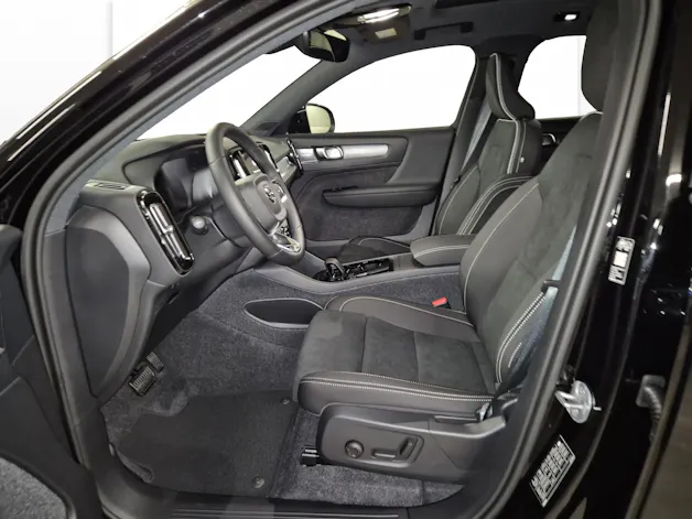 Volvo EX40 Twin XCENTRIC Edition AWD