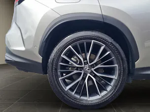 Lexus NX 450h+ Excellence