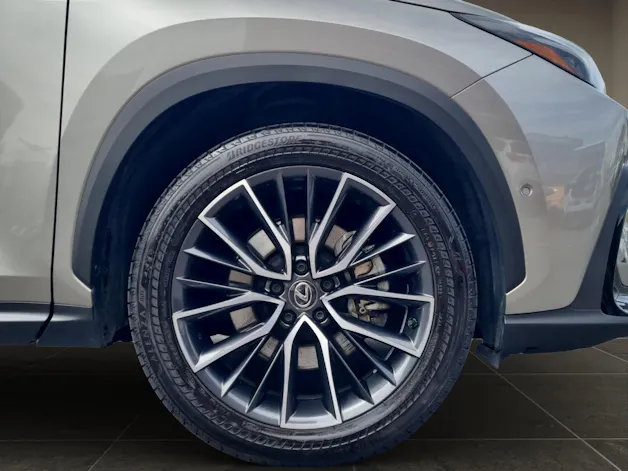 Lexus NX 450h+ Excellence