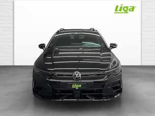 VW Golf VIII Variant 2.0 TSI R DSG 4motion