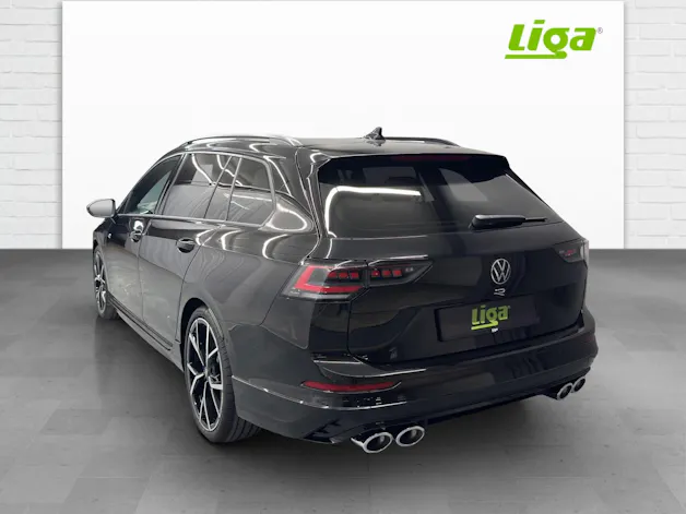 VW Golf VIII Variant 2.0 TSI R DSG 4motion