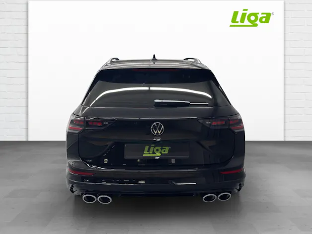 VW Golf VIII Variant 2.0 TSI R DSG 4motion