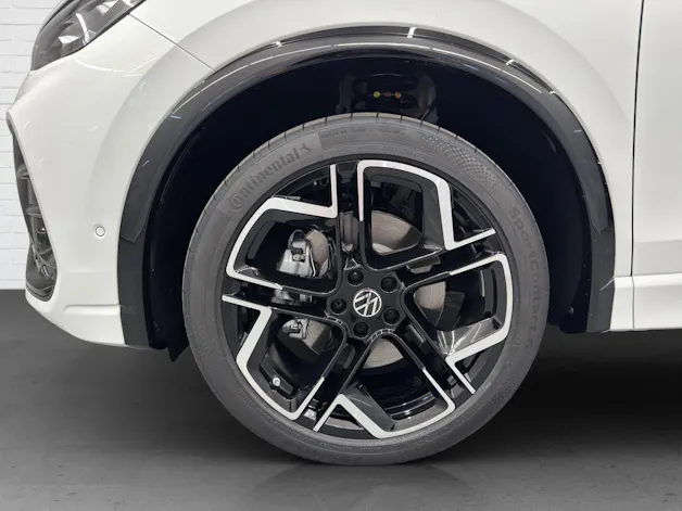 VW Tiguan 2.0 TSI R-Line Plus DSG 4motion
