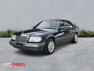 Mercedes-Benz A124 Cabriolet 300 CE-24