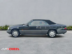 Mercedes-Benz A124 Cabriolet 300 CE-24