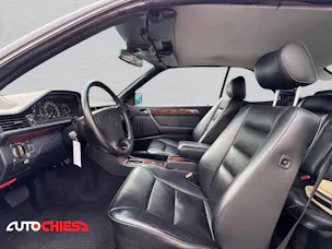 Mercedes-Benz A124 Cabriolet 300 CE-24