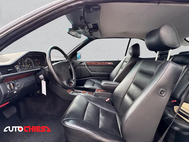 Mercedes-Benz A124 Cabriolet 300 CE-24