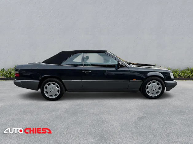 Mercedes-Benz A124 Cabriolet 300 CE-24