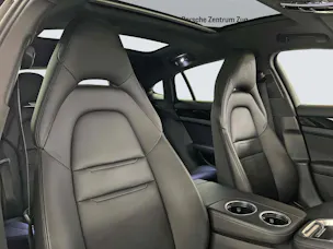Porsche Panamera 4 E-Hybrid