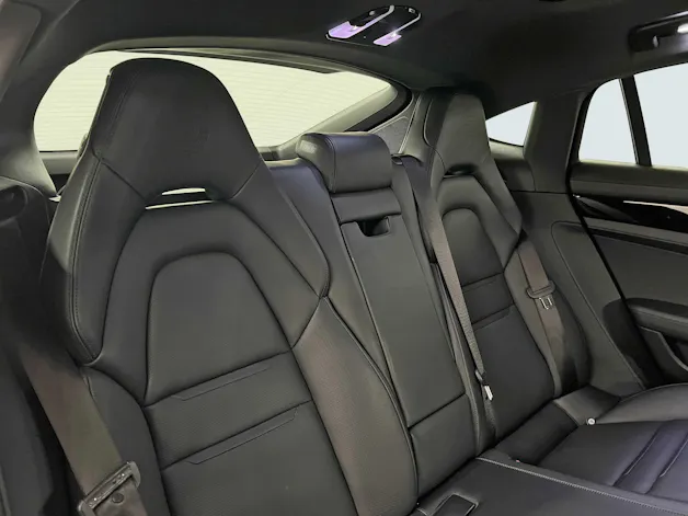 Porsche Panamera 4 E-Hybrid