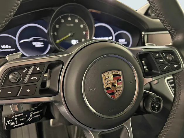 Porsche Panamera 4 E-Hybrid
