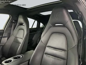 Porsche Panamera 4 E-Hybrid