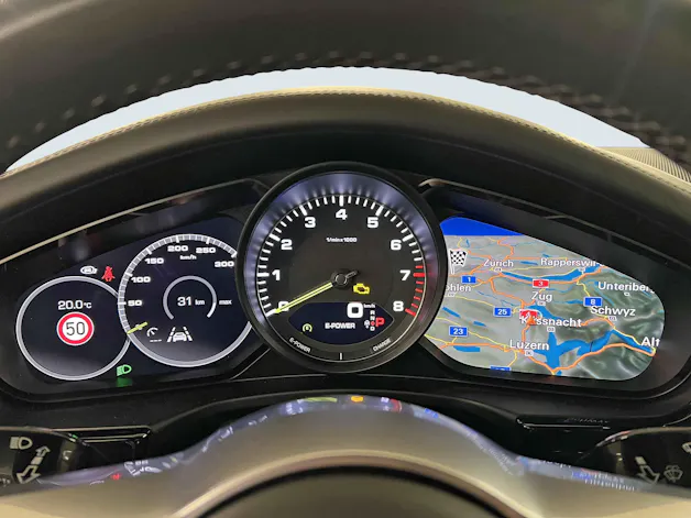 Porsche Panamera 4 E-Hybrid