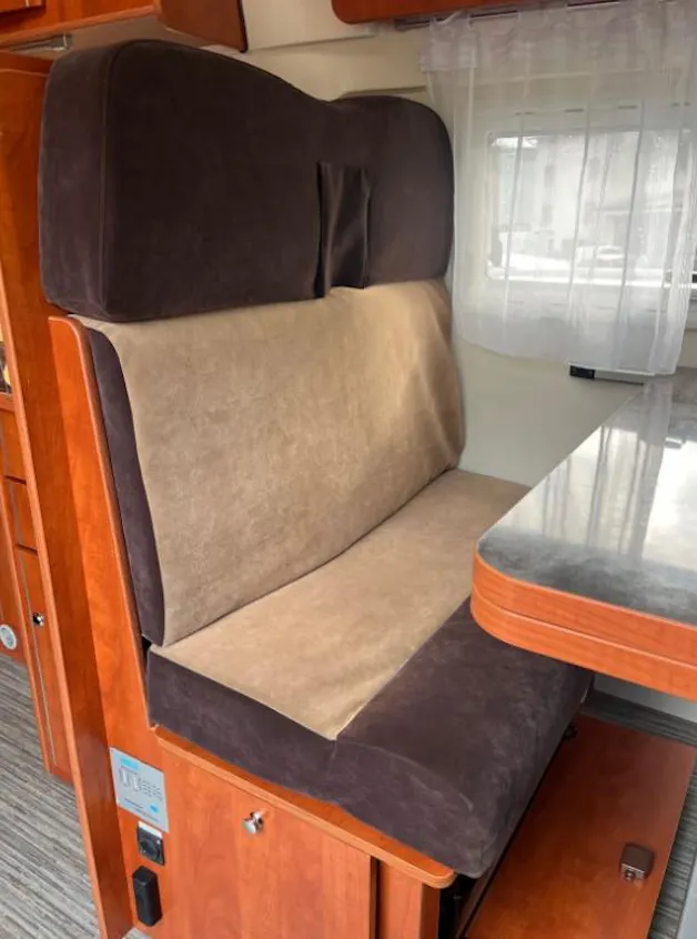 Fiat Ducato 290 15 Kombi 3000 H1 2.3 MJ Comfort Matic