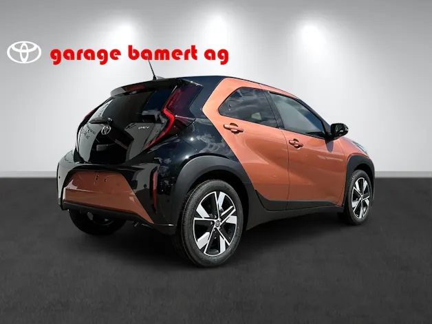 Toyota Aygo X 1.5 VVT-i HSD Trend
