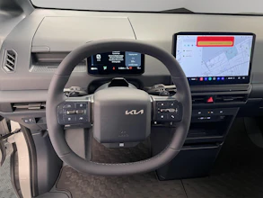 https://vehicle.imgix.net/4281621/025c2cc4-f1b3-40d9-806f-3b4449929cc1.jpg