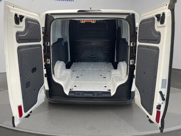 Kia PV5 Cargo 51.5 kWh Plus