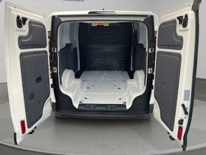 https://vehicle.imgix.net/4281621/8765fc6b-20ac-44ca-9872-8017a8faa406.jpg