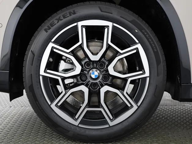 BMW iX1 30 xDrive