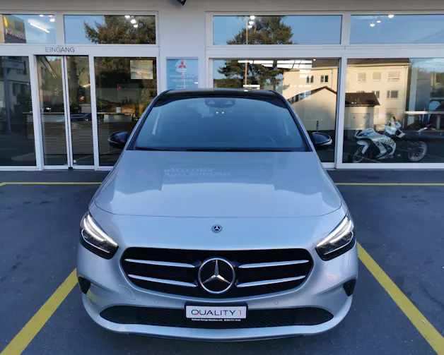 Mercedes-Benz B 200 d Night Line