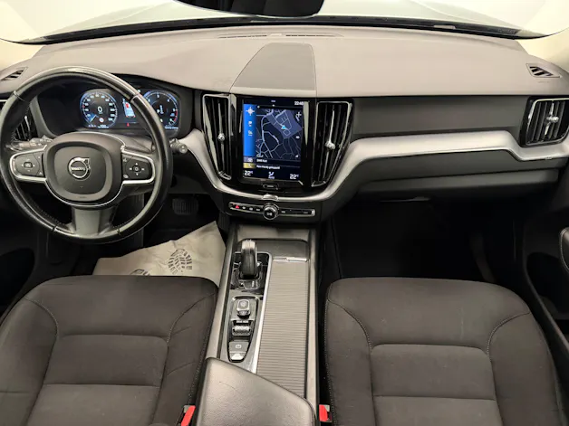 Volvo XC60 2.0 B4 MH Momentum AWD