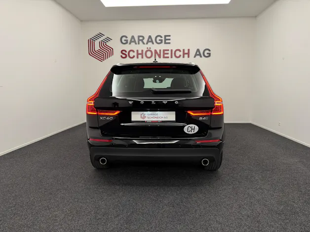 Volvo XC60 2.0 B4 MH Momentum AWD
