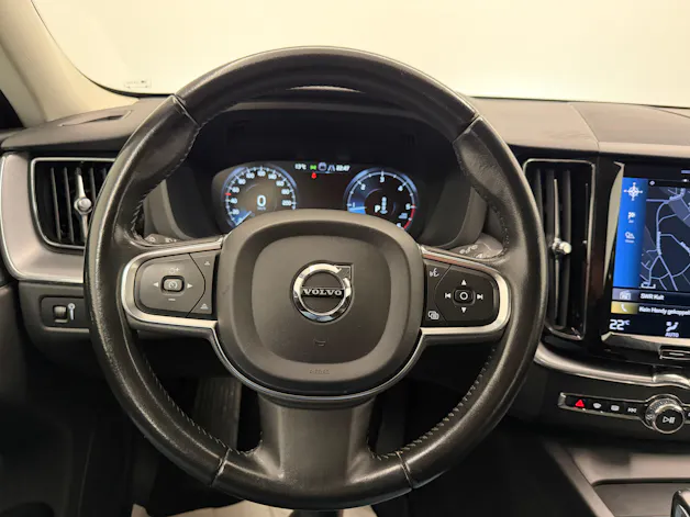 Volvo XC60 2.0 B4 MH Momentum AWD