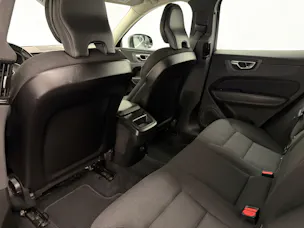 Volvo XC60 2.0 B4 MH Momentum AWD