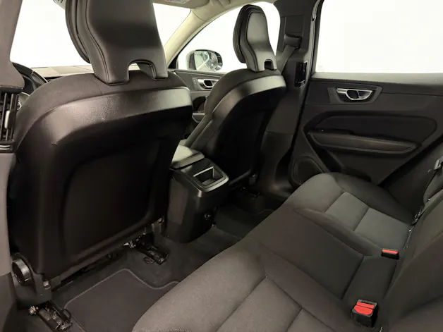 Volvo XC60 2.0 B4 MH Momentum AWD