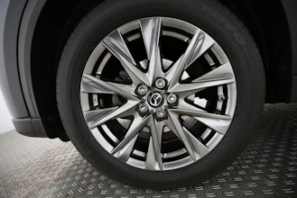 https://vehicle.imgix.net/4281720/27a115e5-1beb-4dd5-a28c-0bc9496da045.jpg