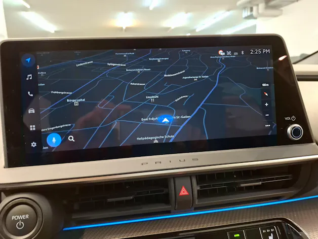 Toyota Prius 2.0 Plug-In-Hybrid Style