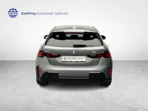 https://vehicle.imgix.net/4281747/5ae1d377-0a61-4585-bc64-405253fcab9d.jpg