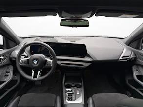 https://vehicle.imgix.net/4281747/99d640b9-8d0b-4a36-b221-47bdb412fe82.jpg
