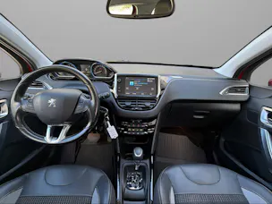 PEUGEOT 2008 1.2 PureTech 110 Allure S/S