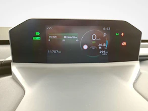 https://vehicle.imgix.net/4281773/825f84c2-e9a0-420d-abea-845ef71d3436.jpg