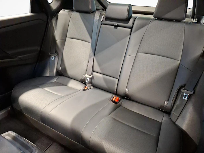 Fahrzeugbild TOYOTA BZ4X
